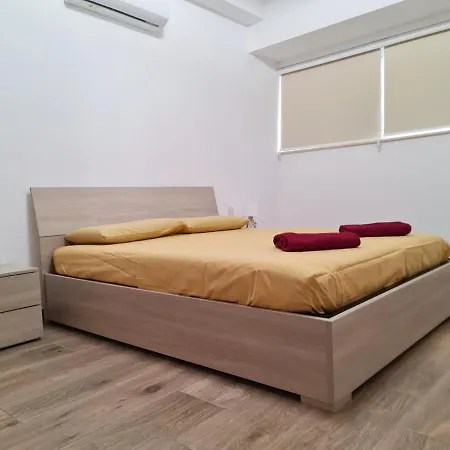 Apartment Cocktail St. Paul's Bay