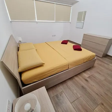 Apartment Cocktail St. Paul's Bay