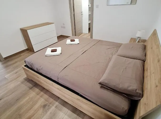 Cocktail Appartement St. Paul's Bay